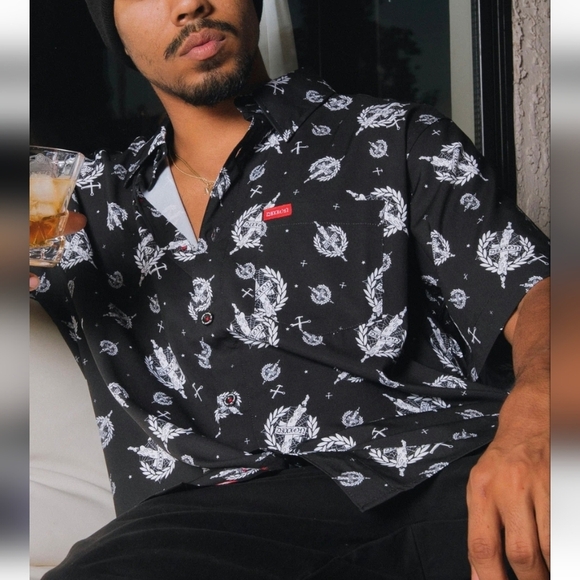 Dixxon Flannel Co. "The Candle" Short Sleeve Button Up Party Shirt - Black Rare - Picture 2 of 8